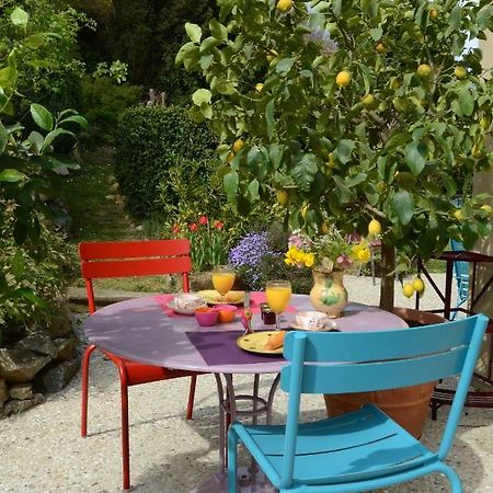 Chez L'Antiquaire Bed and Breakfast Hauterives Exteriör bild